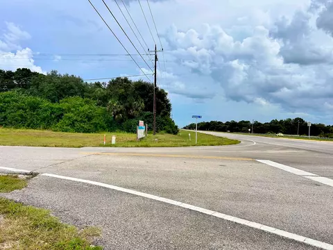 1024 Dublin Cir, Moore Haven, FL 33471 photo 2