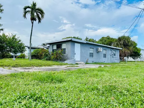605 NW 9th Ave, Pompano Beach, FL 33060