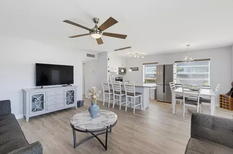 299 Flanders G Dr #G, Delray Beach, FL 33484