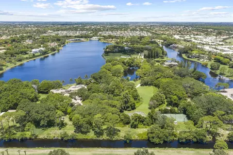 6001 Le Lac Rd, Boca Raton, FL 33496