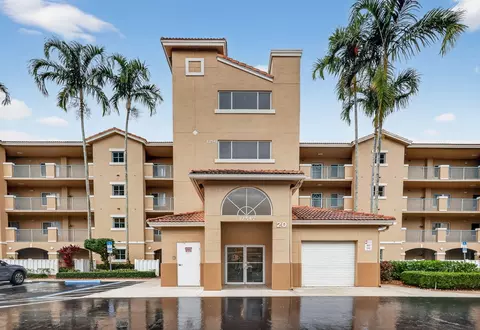 12547 Imperial Isle Dr #204, Boynton Beach, FL 33437