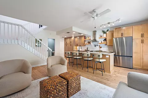 Kitchen - 68 Live Oak Cir, Tequesta, FL 33469 photo 5 of 5