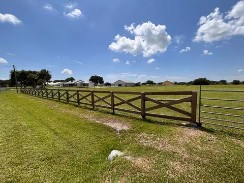 7972 SW 13th St, Okeechobee, FL 34974 photo 3