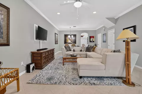 Living - 319 E Bay Cedar Cir, Jupiter, FL 33458 photo 2 of 6