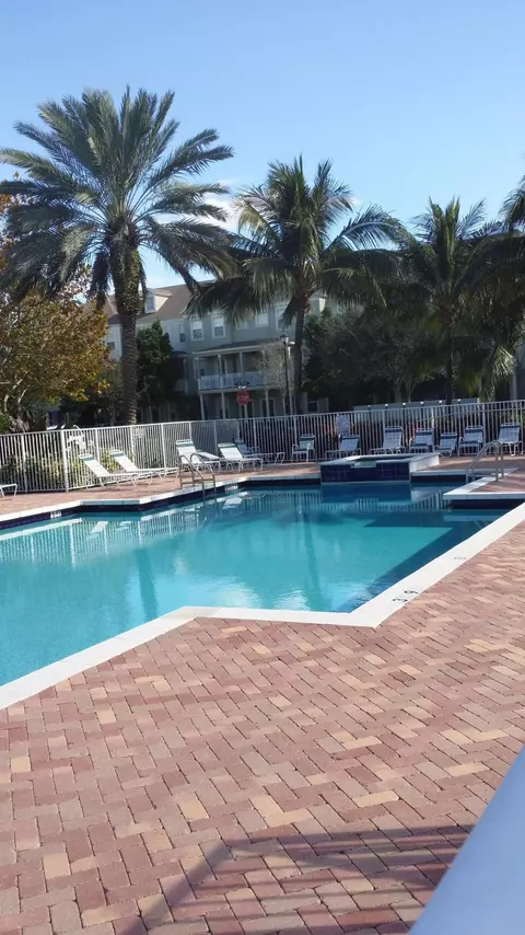 Exterior - 319 E Bay Cedar Cir, Jupiter, FL 33458 photo 7 of 7