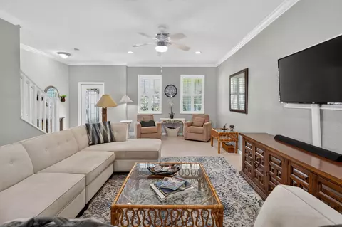 Living - 319 E Bay Cedar Cir, Jupiter, FL 33458 photo 5 of 6