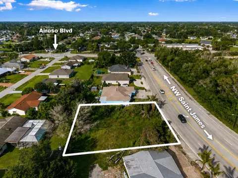 158 NE Saint James, Port St Lucie, FL 34983
