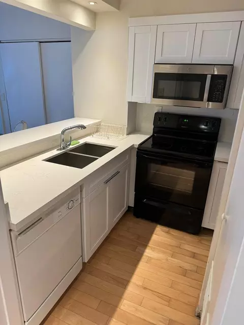 540 Brickell Key Dr #1214, Miami, FL 33131 photo 4