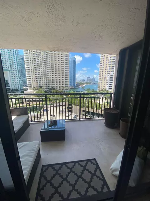 540 Brickell Key Dr #1214, Miami, FL 33131 photo 5