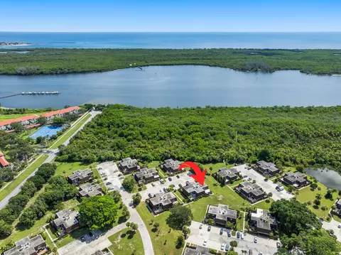 View/Area - 6197 SE Riverboat Dr, Stuart, FL 34997 photo 10 of 12