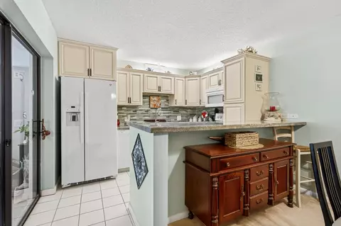 Kitchen - 6197 SE Riverboat Dr, Stuart, FL 34997 photo 1 of 3