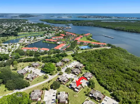 View/Area - 6197 SE Riverboat Dr, Stuart, FL 34997 photo 8 of 12
