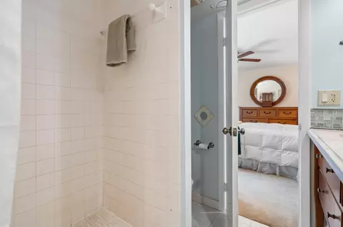 Bath - 6197 SE Riverboat Dr, Stuart, FL 34997 photo 5 of 5