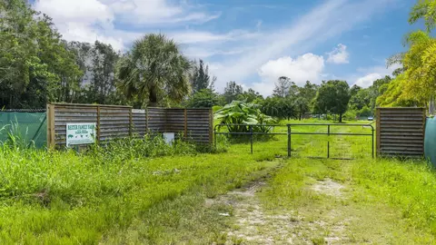 6424 Park Ln W, Lake Worth Beach, FL 33449