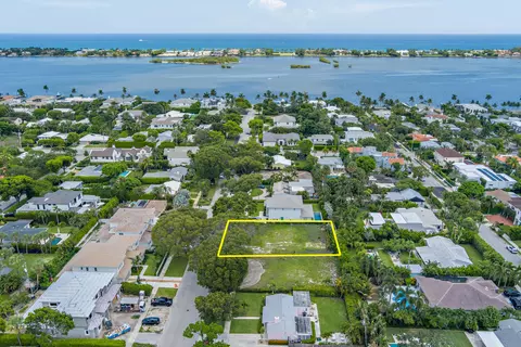 230 Forest Hill Blvd, West Palm Beach, FL 33405
