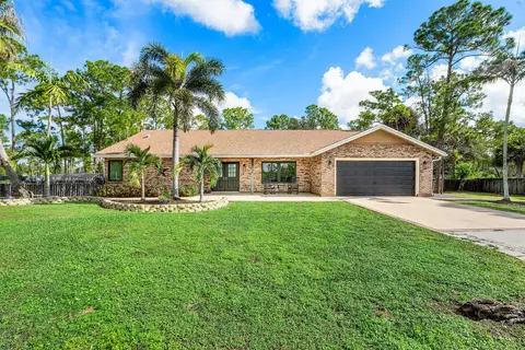 18429 Sycamore Dr W, Loxahatchee, FL 33470