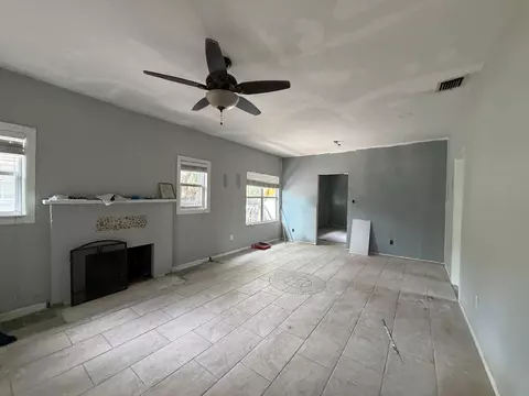 631 37th St #631, West Palm Beach, FL 33407