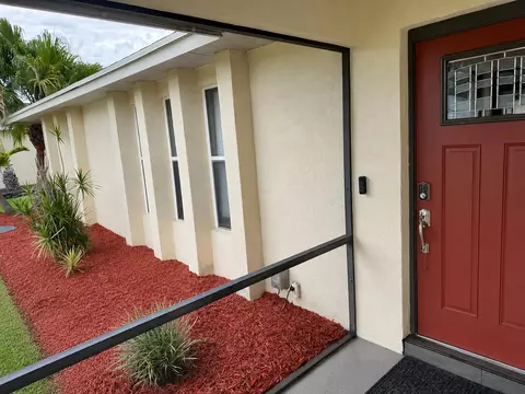 991 SE Brookedge Ave, Port Saint Lucie, FL 34983