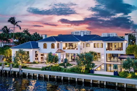 2401 Spanish River Rd, Boca Raton, FL 33432