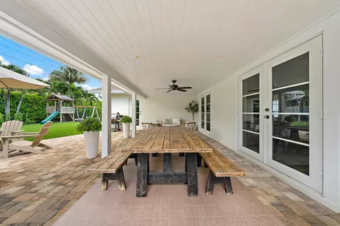 Exterior - 215 Golfview Dr, Tequesta, FL 33469 photo 5 of 6