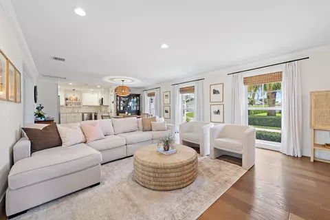 Living - 215 Golfview Dr, Tequesta, FL 33469 photo 1 of 3