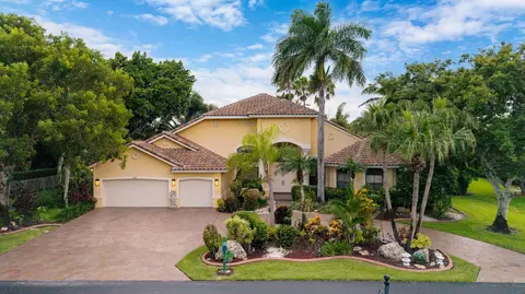 2191 SW 131st Ter, Davie, FL 33325