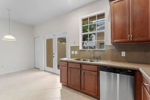 Kitchen - 118 Seagrape Dr #107, Jupiter, FL 33458 photo 2 of 2