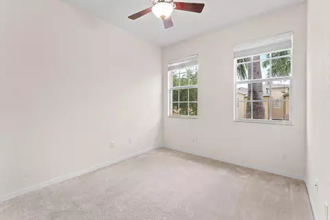 Bedroom - 118 Seagrape Dr #107, Jupiter, FL 33458 photo 3 of 4