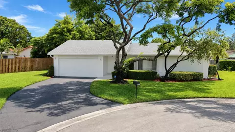 2602 NW 98th Ter, Coral Springs, FL 33065