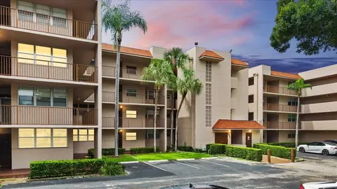 1831 Sabal Palm Dr #403, Davie, FL 33324