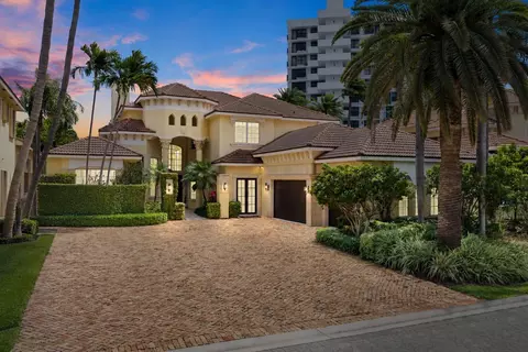 1019 Grand Ct, Highland Beach, FL 33487