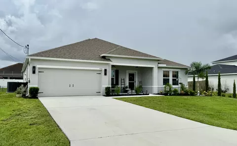 5948 NW Wolverine Rd, Port Saint Lucie, FL 34986