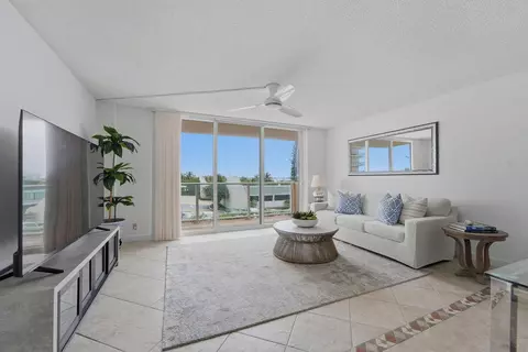5440 N Ocean Dr #203, Singer Island, FL 33404
