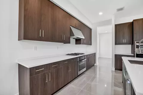 Kitchen - 8215 Crystal Downs Ave, Boca Raton, FL 33434 photo 4 of 5