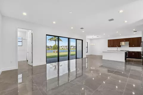 Living - 8215 Crystal Downs Ave, Boca Raton, FL 33434 photo 9 of 11