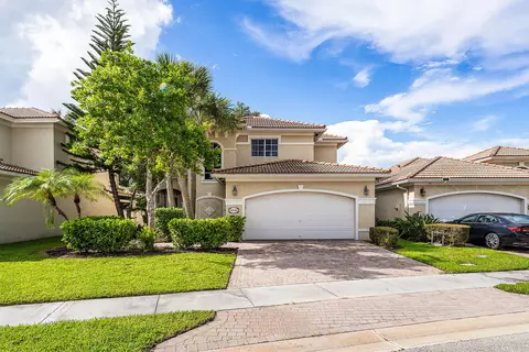 8728 S San Andros Dr, West Palm Beach, FL 33407