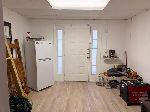 Entry Way - 401 SE 4th Ave, Okeechobee, FL 34974 photo 1 of 1