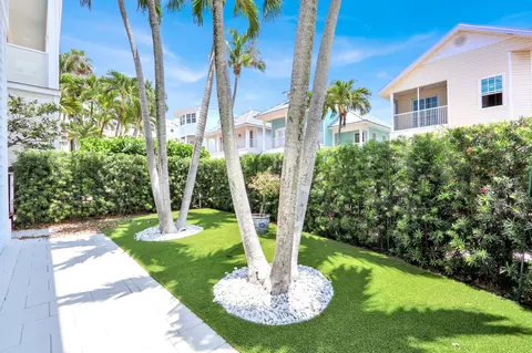 Exterior - 149 Jupiter Key Rd, Jupiter, FL 33477 photo 9 of 12