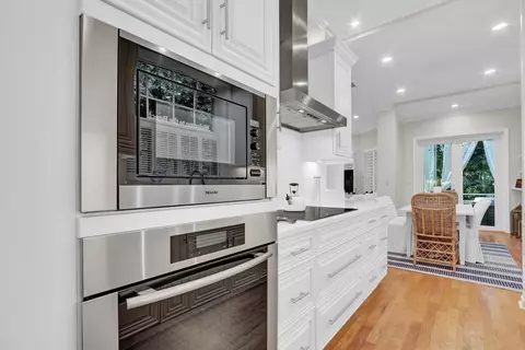 Kitchen - 149 Jupiter Key Rd, Jupiter, FL 33477 photo 3 of 5