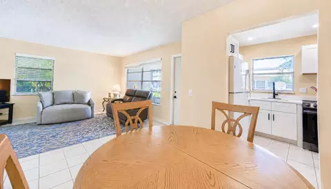 632 Snug Harbor Dr #D18, Boynton Beach, FL 33435