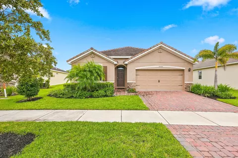 10505 SW Toren Way, Port Saint Lucie, FL 34987