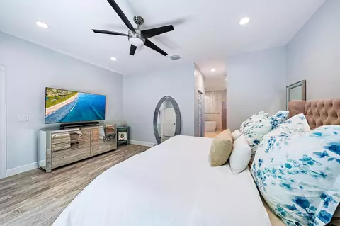 Bedroom - 123 Augusta Ct, Jupiter, FL 33458 photo 3 of 4