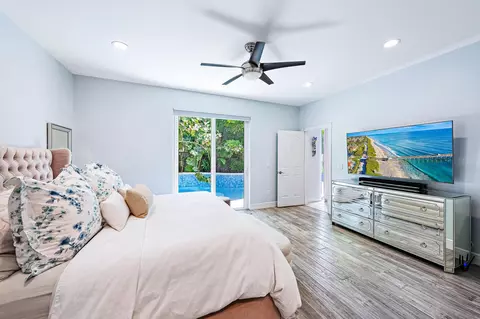 Bedroom - 123 Augusta Ct, Jupiter, FL 33458 photo 2 of 4