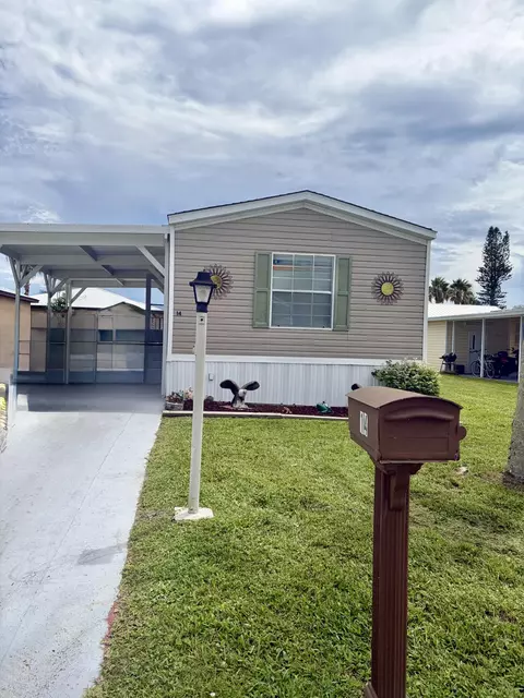14 Huarte Way, Port Saint Lucie, FL 34952