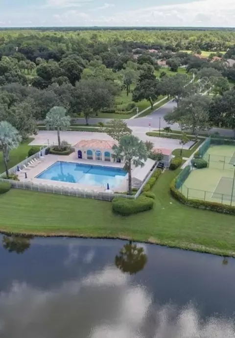 View/Area - 9400 SW Wedgewood Ln, Stuart, FL 34997 photo 2 of 2