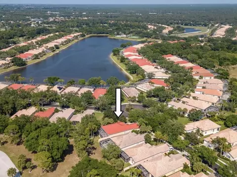 View/Area - 9400 SW Wedgewood Ln, Stuart, FL 34997 photo 1 of 2