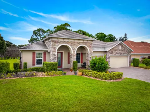8067 Kiawah Trce, Port Saint Lucie, FL 34986
