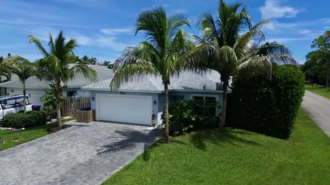 Exterior - 17700 Cornelia Ave, Jupiter, FL 33458 photo 5 of 5