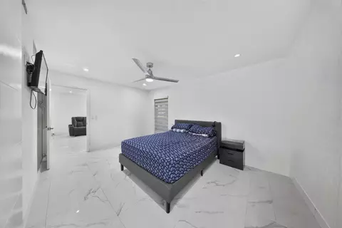 Bedroom - 265 Cape Cod Cir, Lake Worth, FL 33467 photo 1 of 3