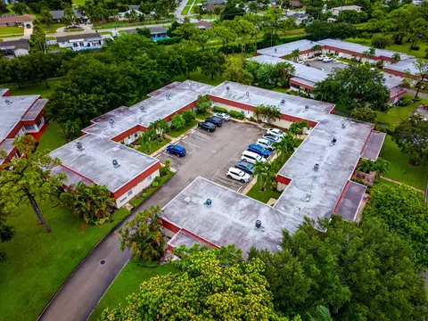 View/Area - 265 Cape Cod Cir, Lake Worth, FL 33467 photo 8 of 9